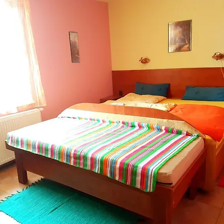 Termal 招待所 Podhájska